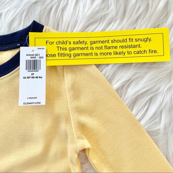 Old Navy Boys Yellow/Navy Blue Monster Print Pajama Set NWT Sz 5 - Picture 4 of 5